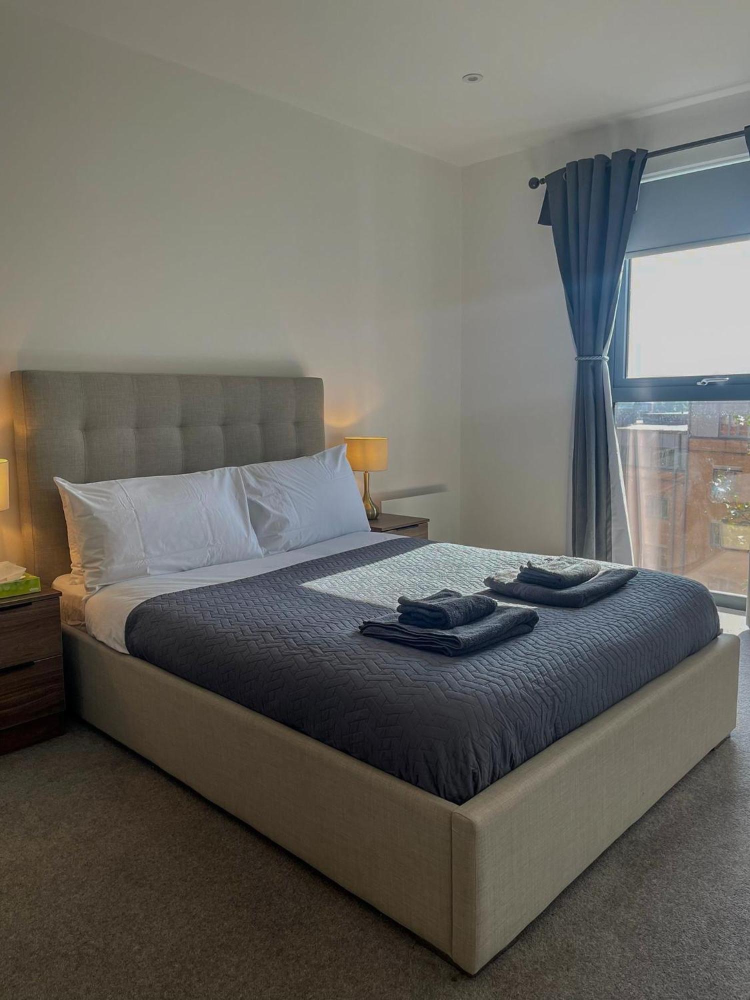 Elmardi Residence - City Centre 2 Bedroom Apartment برمنغهام المظهر الخارجي الصورة